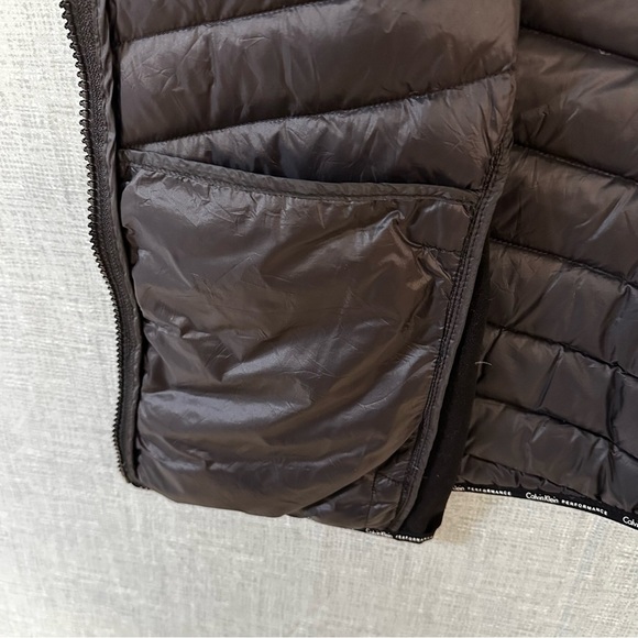 Calvin Klein performance down filled puffer vest size large security zip pockets - Picture 7 of 7